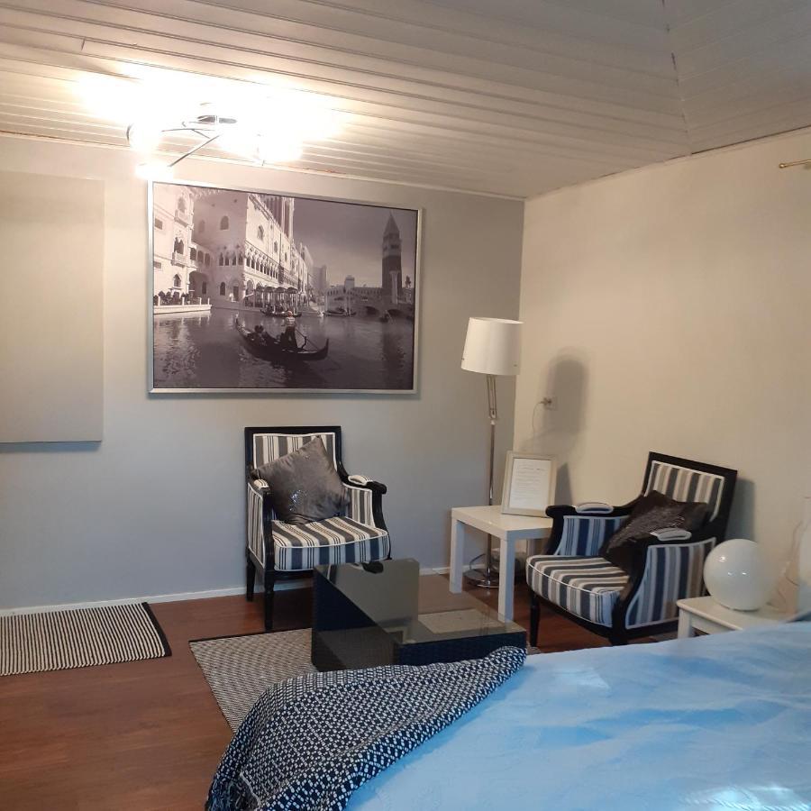 Room In Villa Emilia Esbo Eksteriør bilde