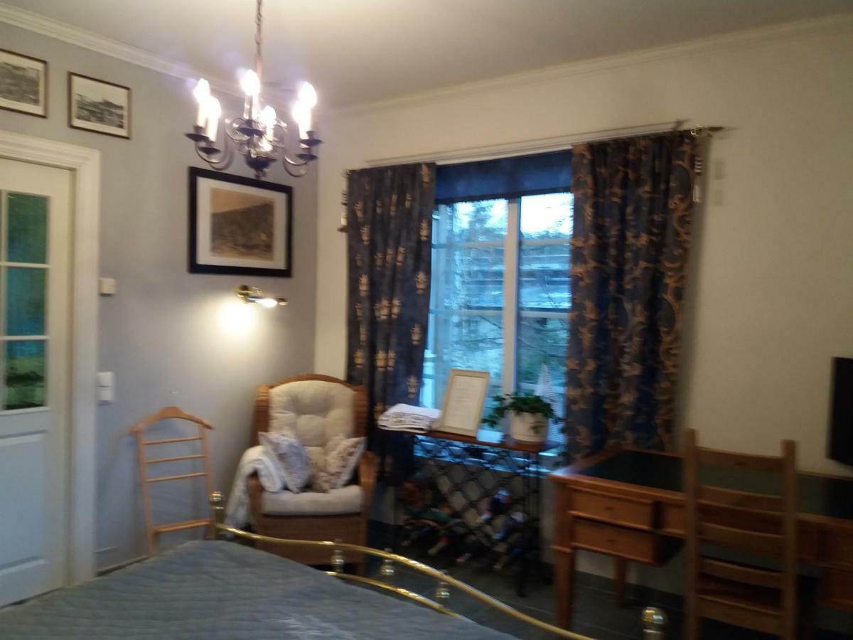 Room In Villa Emilia Esbo Eksteriør bilde